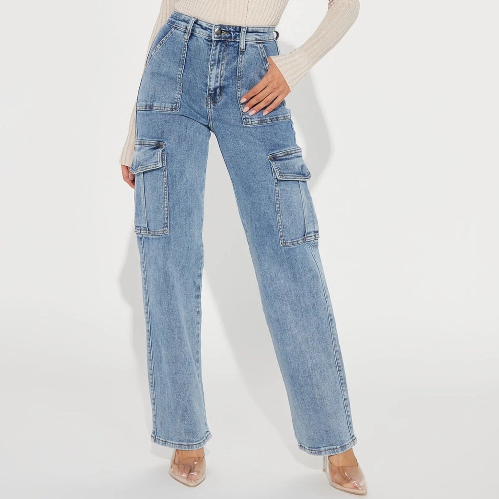 Fashion Nova Crowd Pleaser Cargo Jeans
